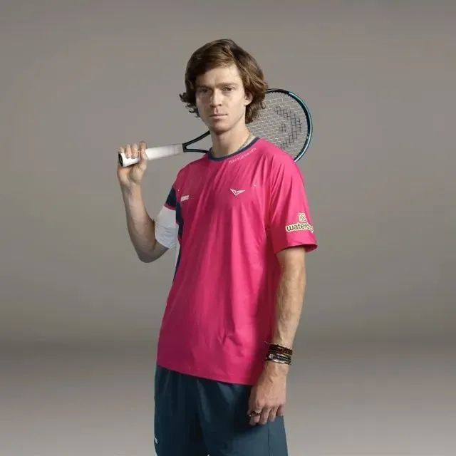 他的生活是 他的生活是