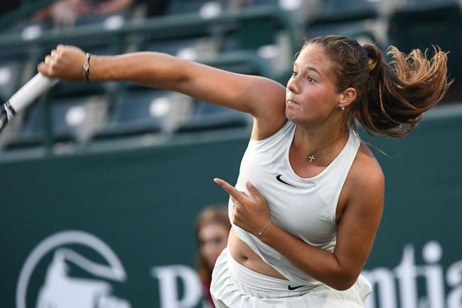 操中表现出 操中表现出