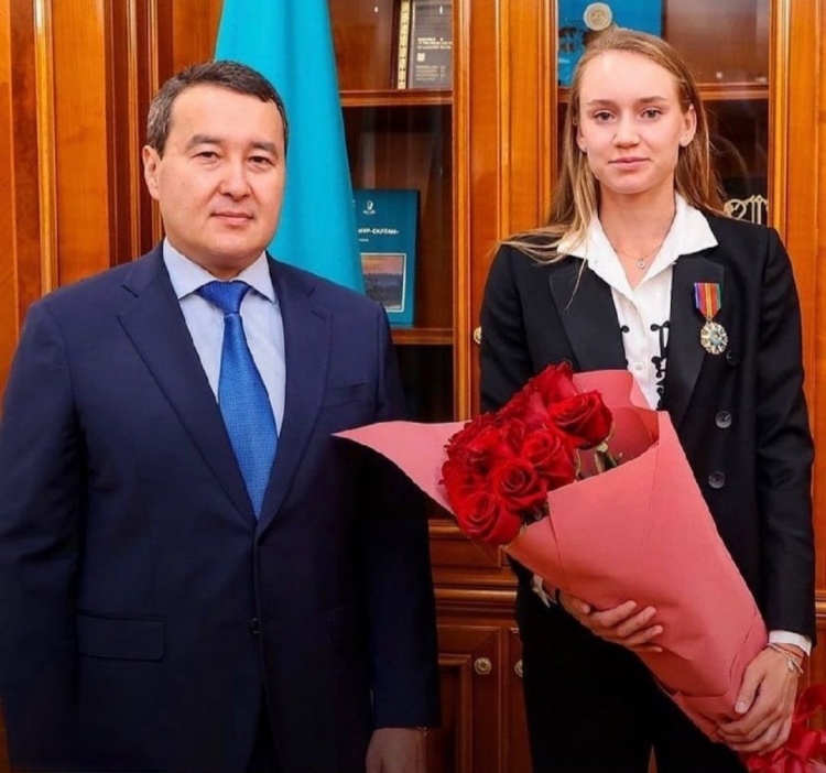 的不仅仅是 的不仅仅是